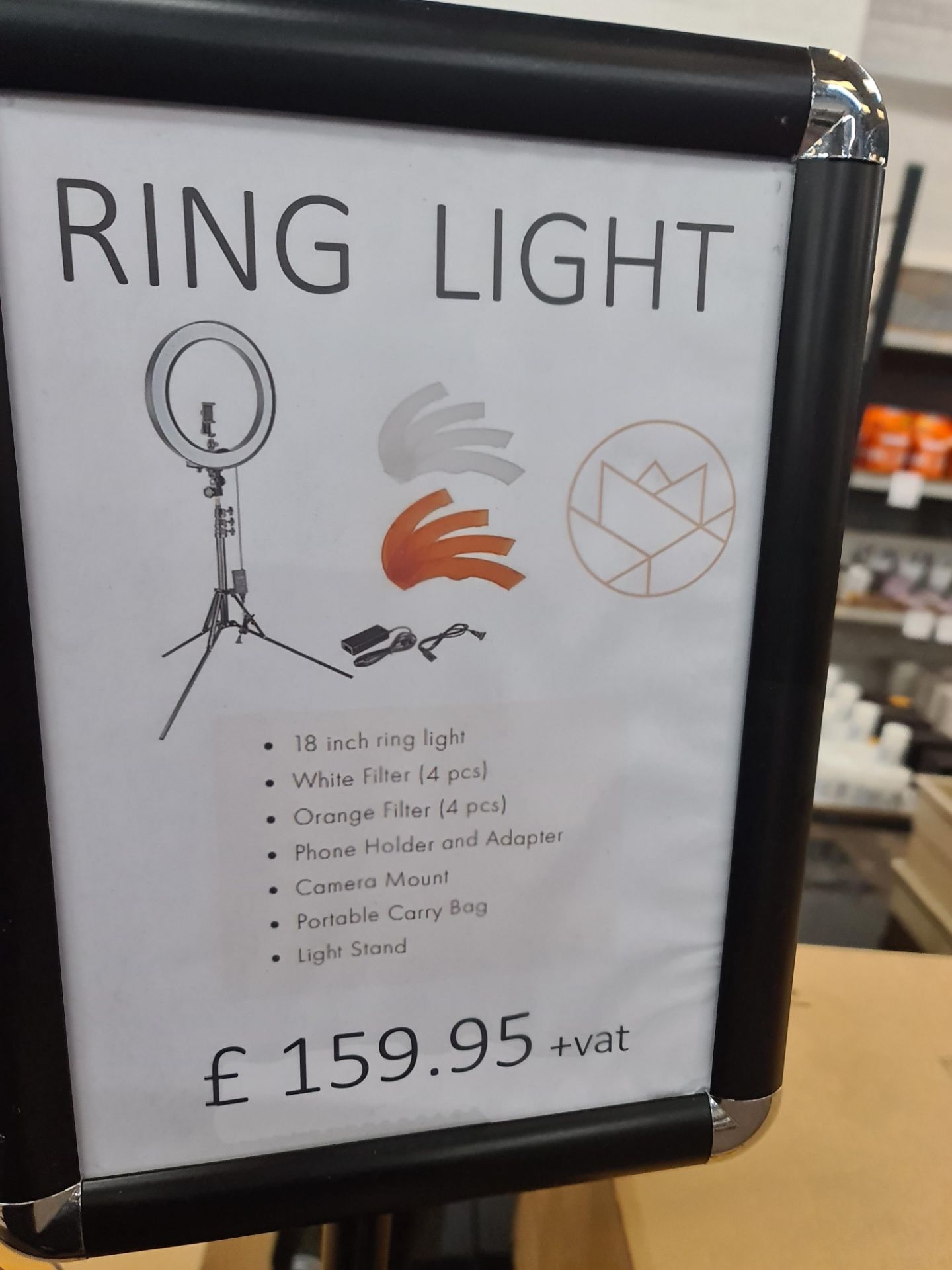 Floor standing tripod based ring light