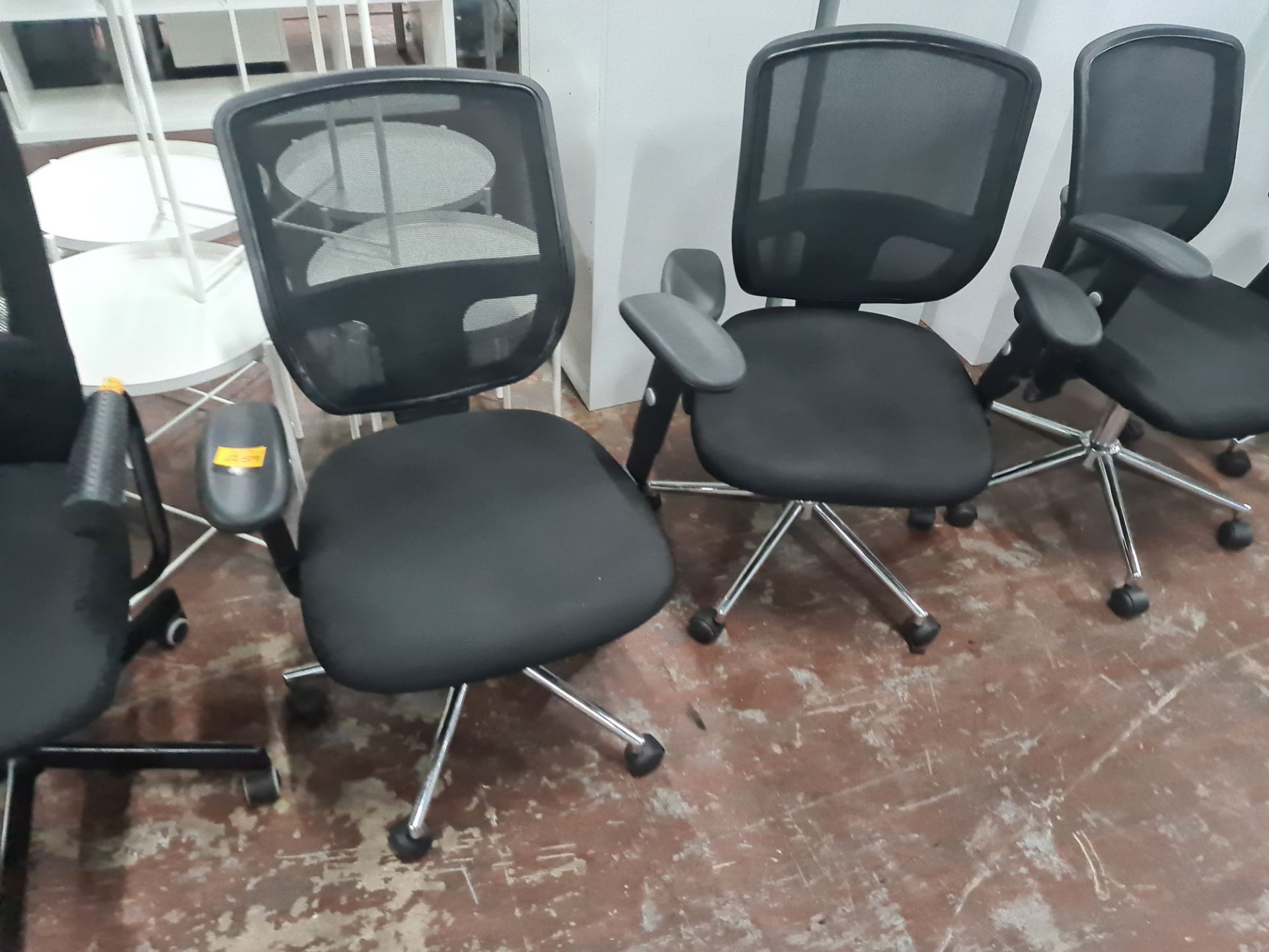 6 off matching modern high mesh back operator chairs in black on chrome bases - Image 2 of 4