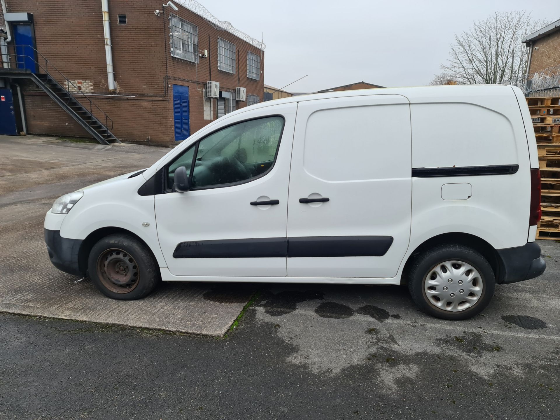 2013 Peugeot Partner S L1 HDI panel van - Image 6 of 43