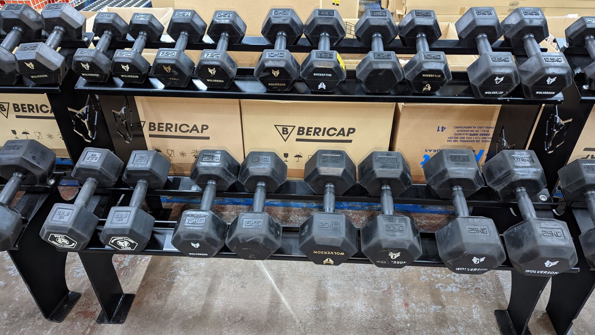 Rack and contents of Wolverson dumbbells. This lot comprises a two tier rack plus nine pairs of dum - Image 2 of 8