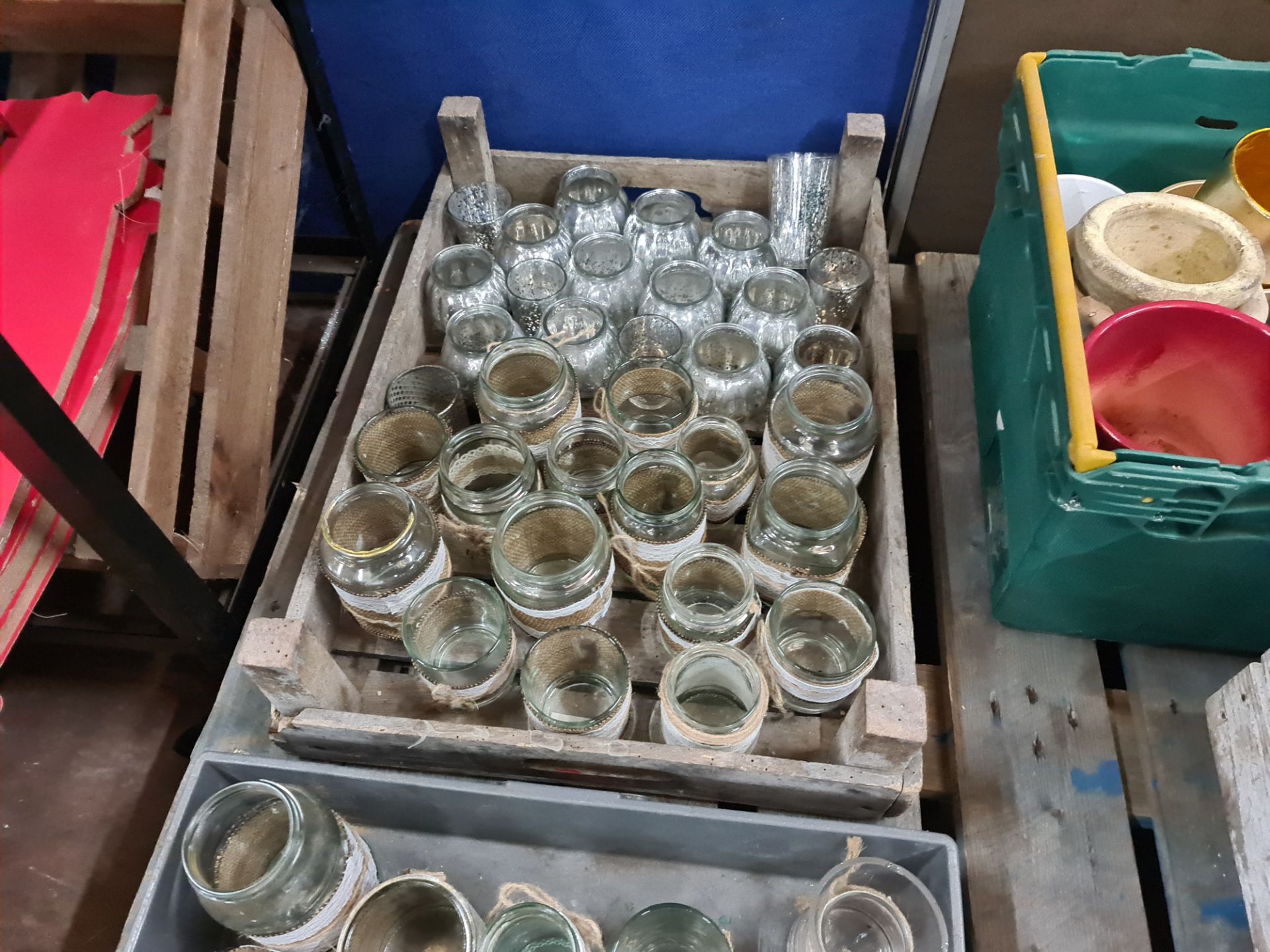The contents of a pallet of decorative jars, gift boxes, plant pots and more - plastic crate exclude - Image 4 of 5