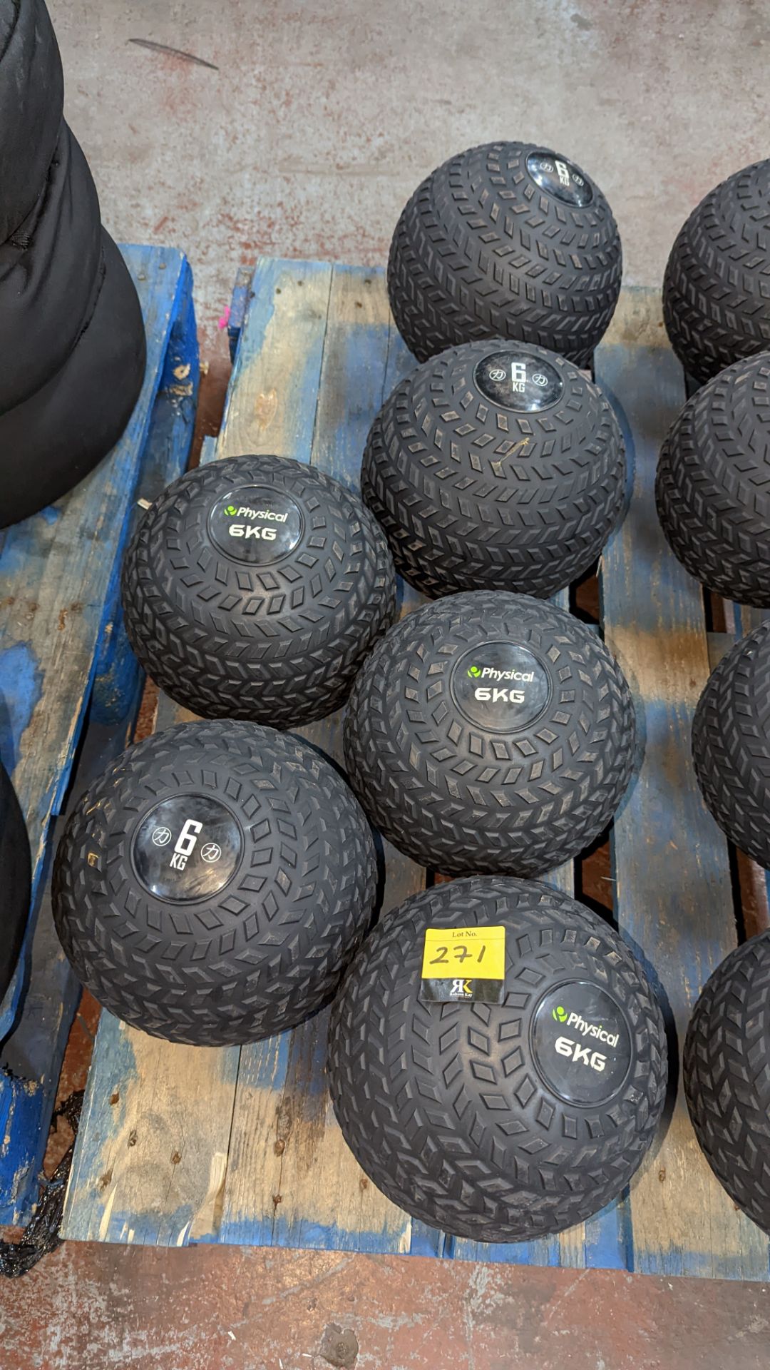 6 off weighted rubber balls, each weighing 6kg