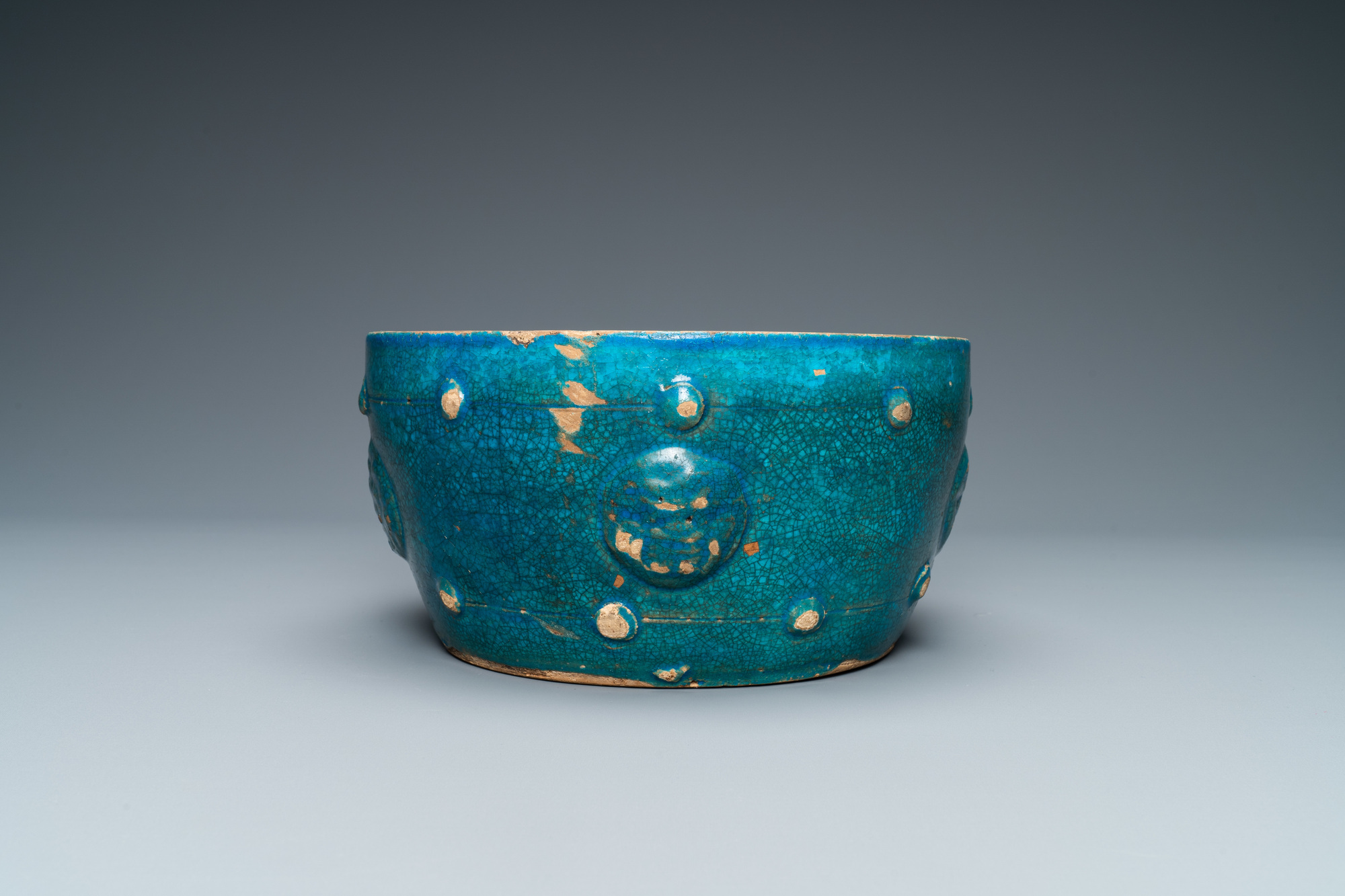 A Chinese monochrome turquoise-glazed bowl with reticulated wooden cover, Ming - Image 6 of 8