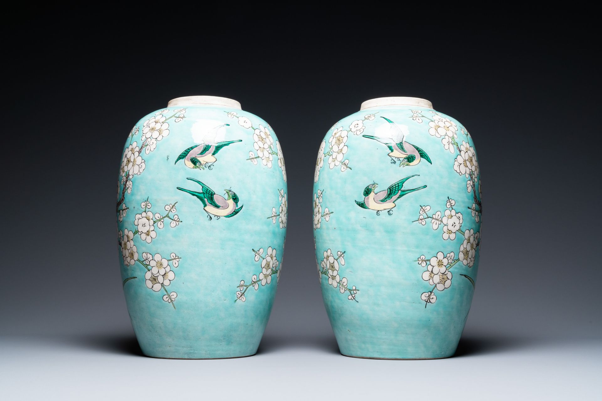 A pair of Chinese verte biscuit turquoise-ground jars, 19th C. - Image 3 of 6