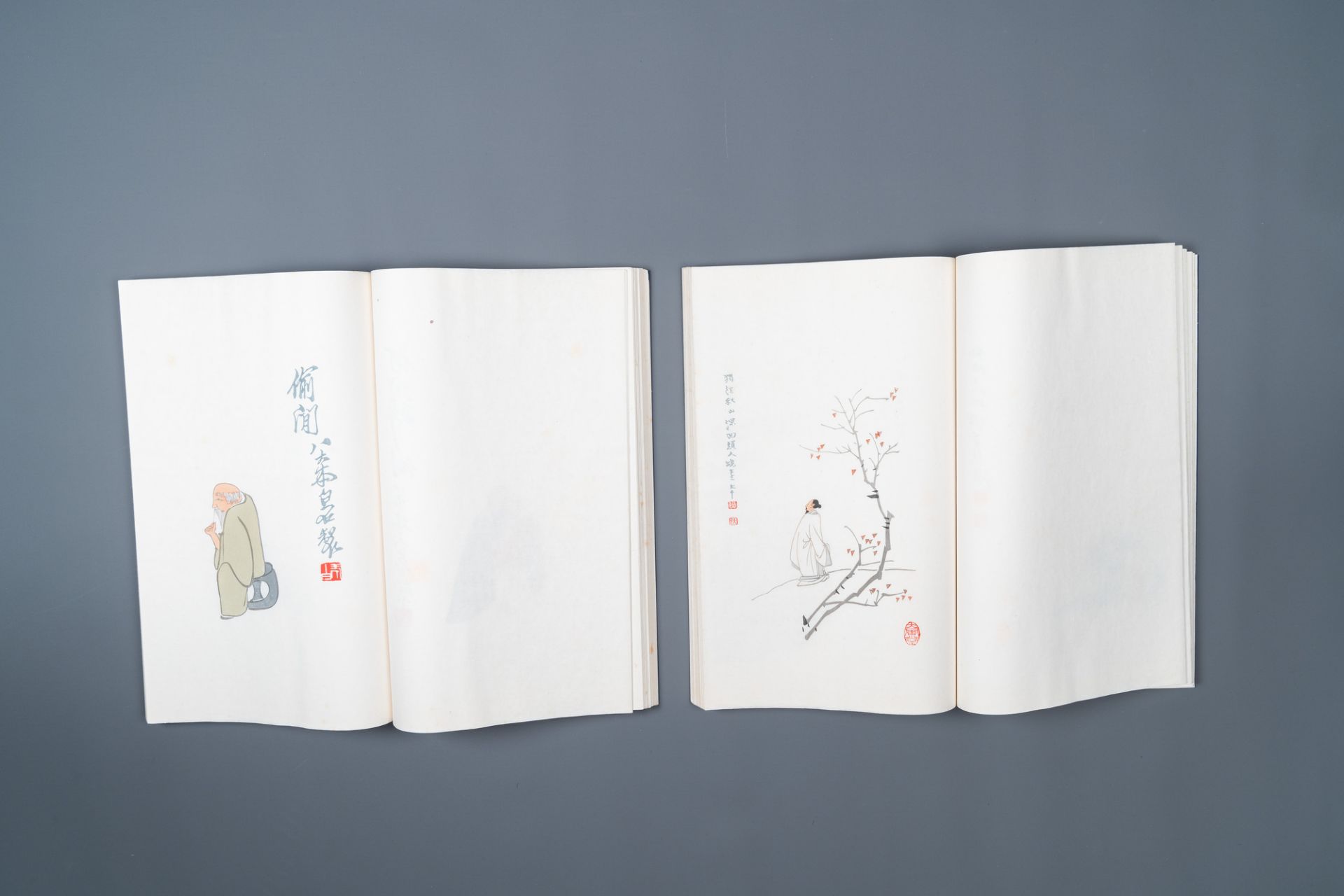 A box with two albums containing 120 woodblocks, 44 of which after Qi Baishi, Rong Bao Zhai studio, - Image 11 of 16