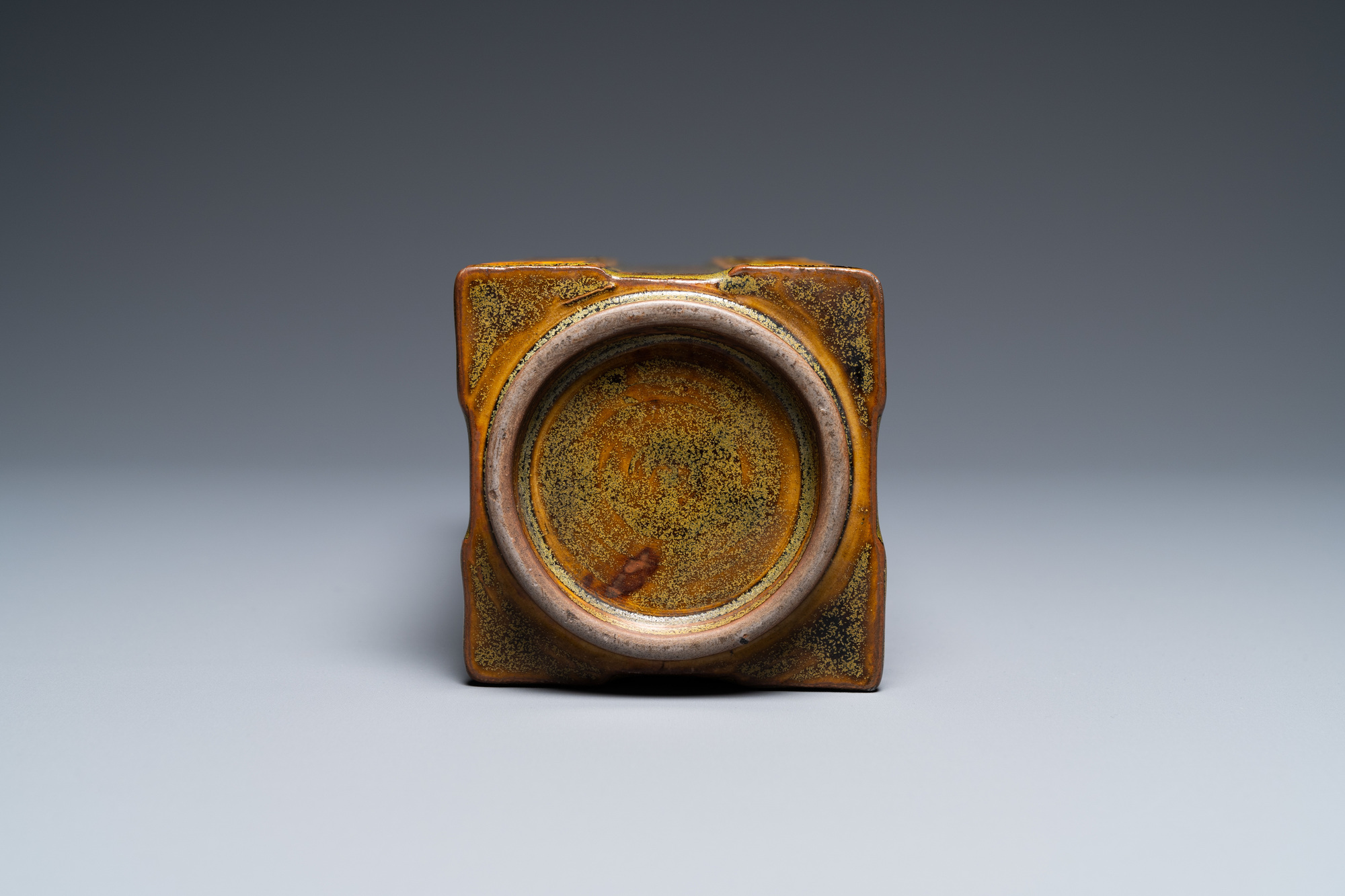 A Chinese imitation bronze-glazed 'cong' vase, Yongzheng/Qianlong - Image 7 of 13