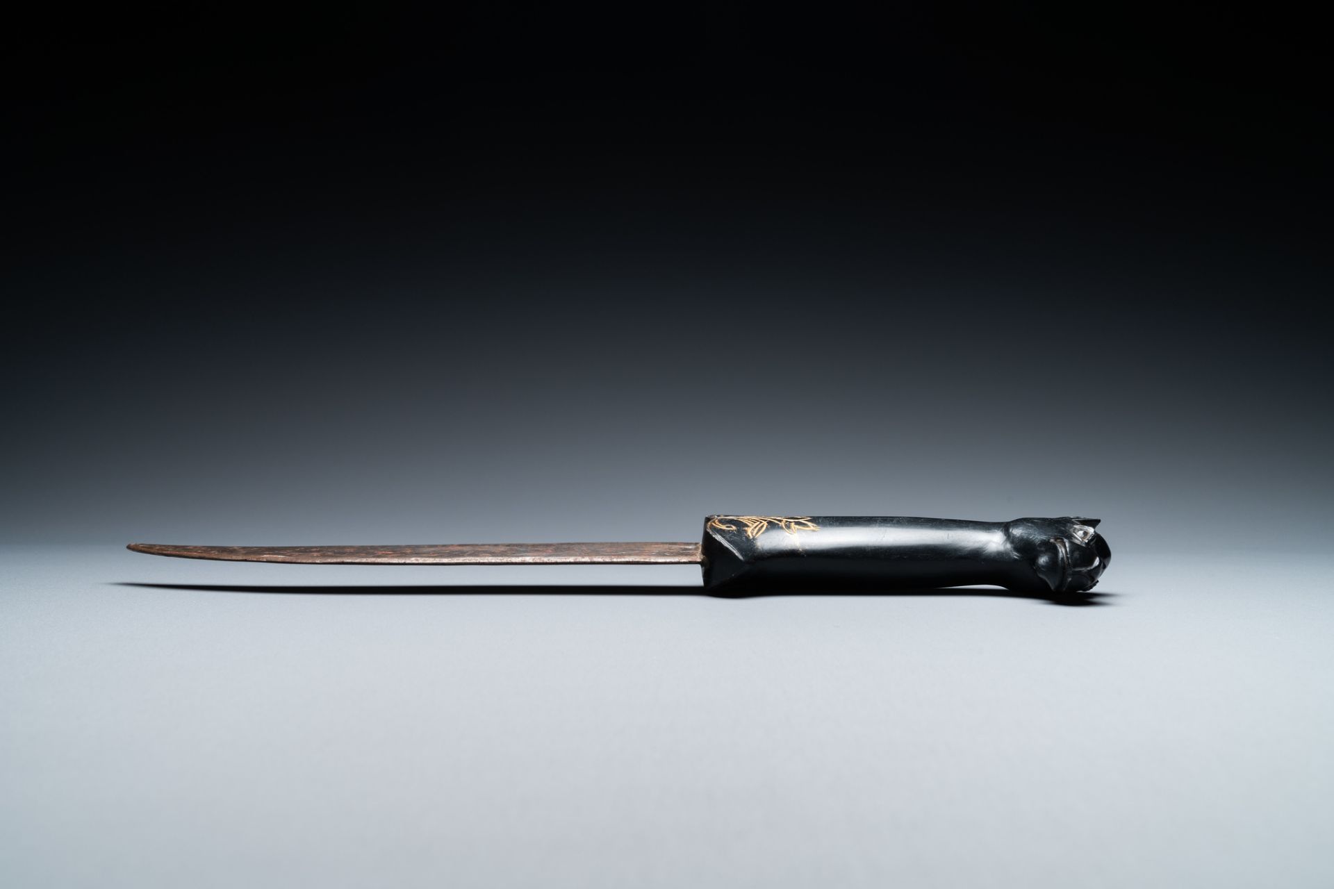 A Mughal dagger with black hardstone camel head grip, India, 19th C. - Image 4 of 8