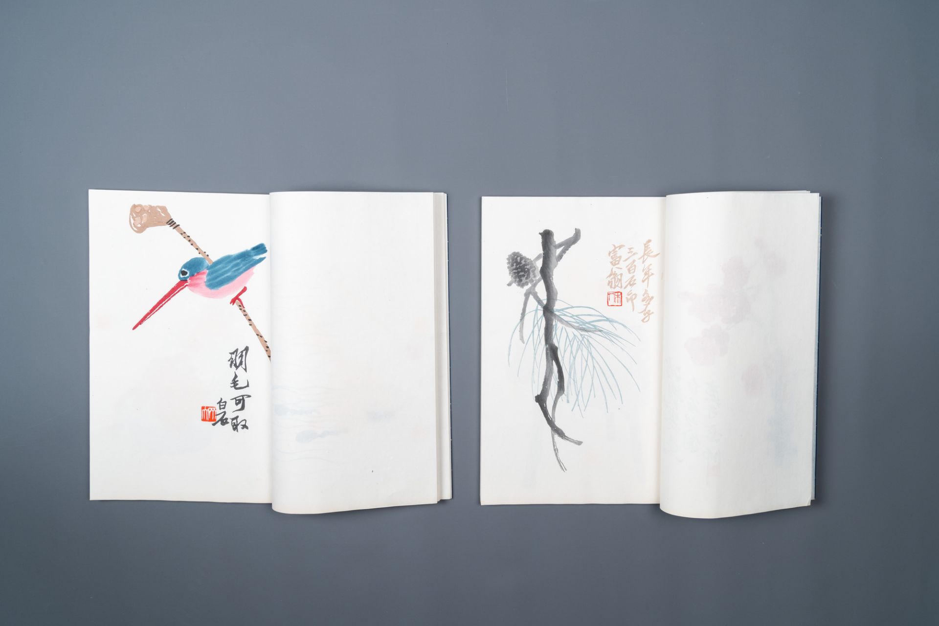 A box with two albums containing 80 woodblocks, 32 of which after Qi Baishi, Rong Bao Zhai studio, B - Image 8 of 15