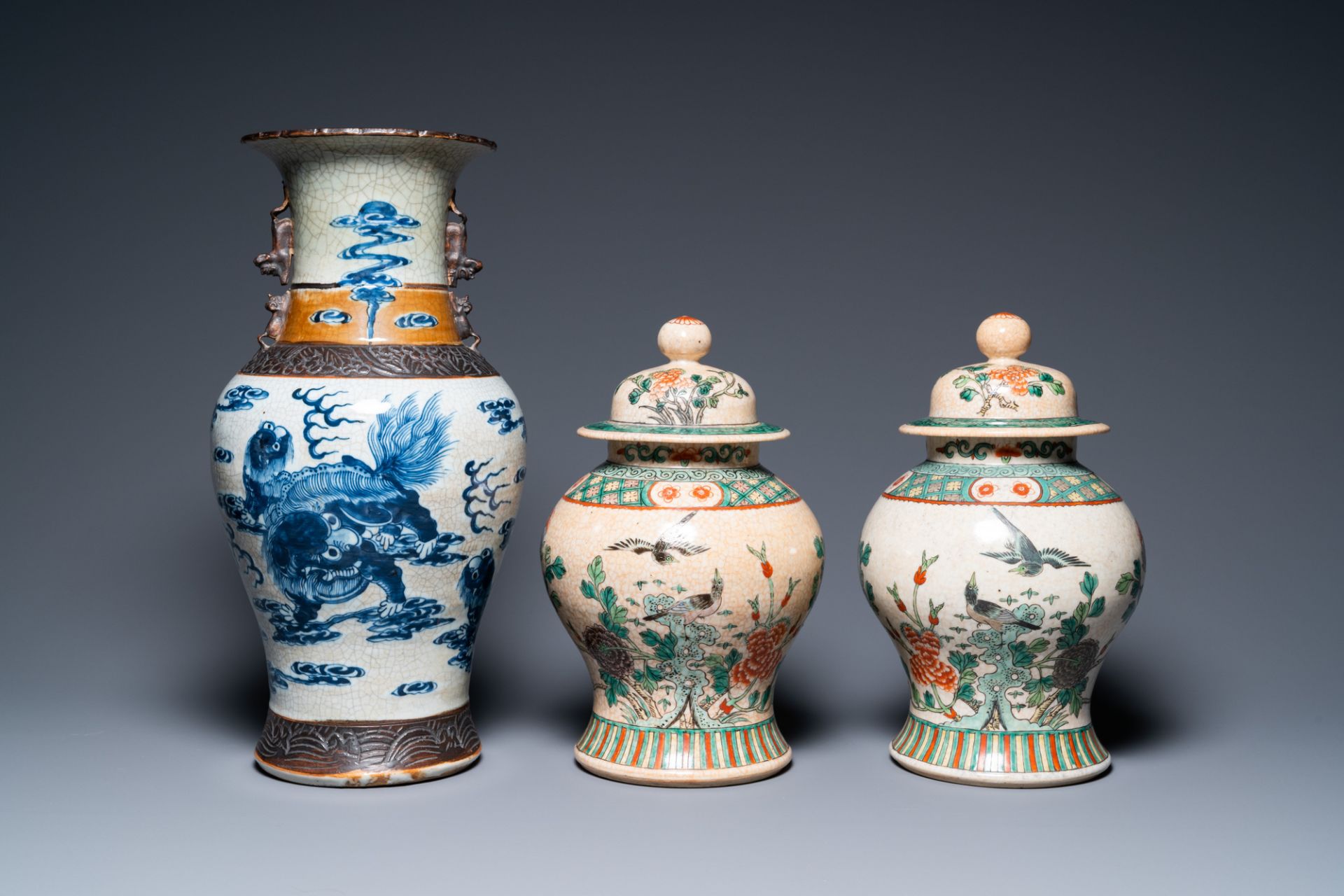 Five Chinese blue, white and famille verte vases, 19/20th C. - Image 2 of 15