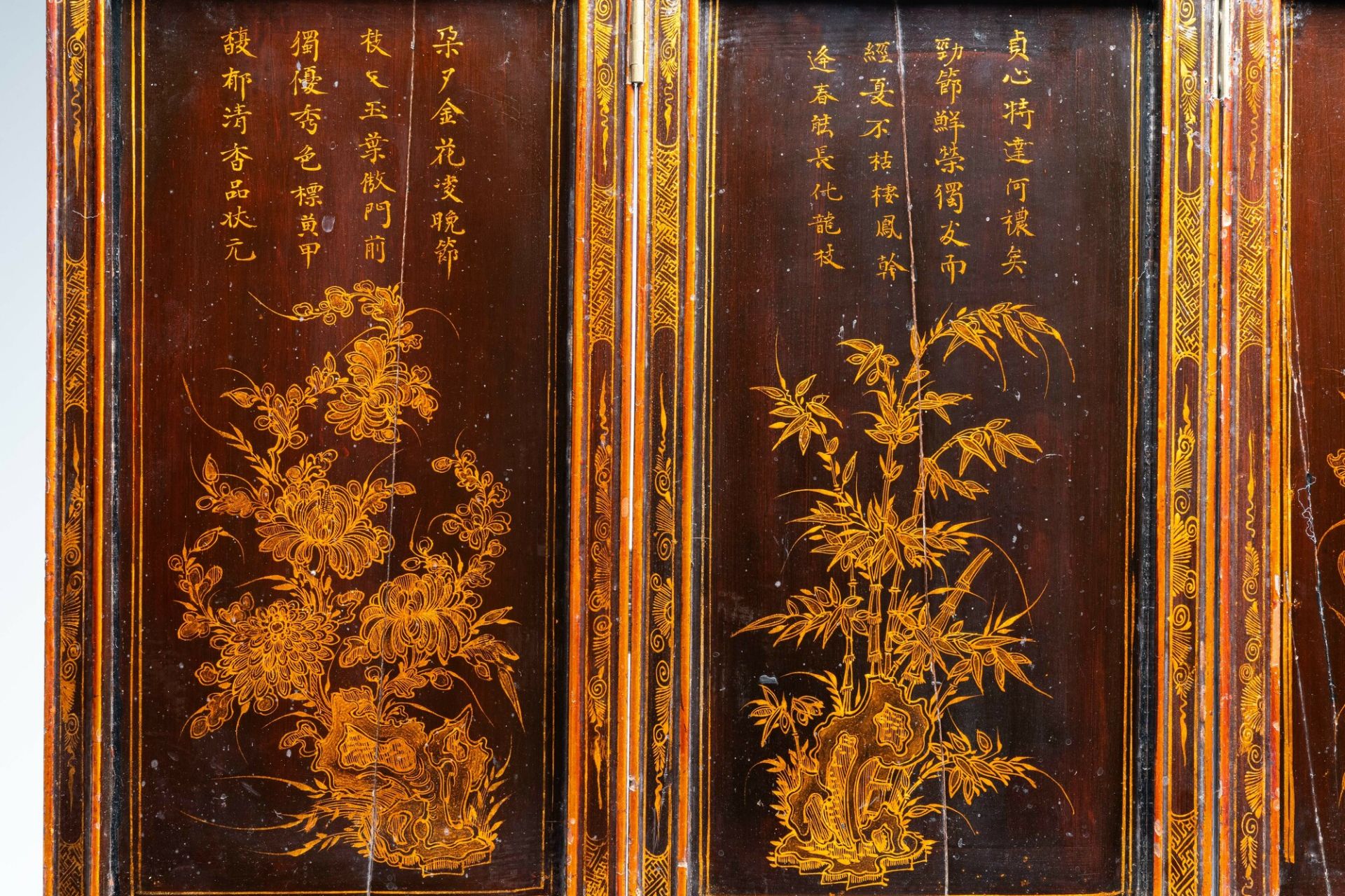 A Vietnamese five-panel lacquered wooden screen, 19th C. - Image 4 of 5