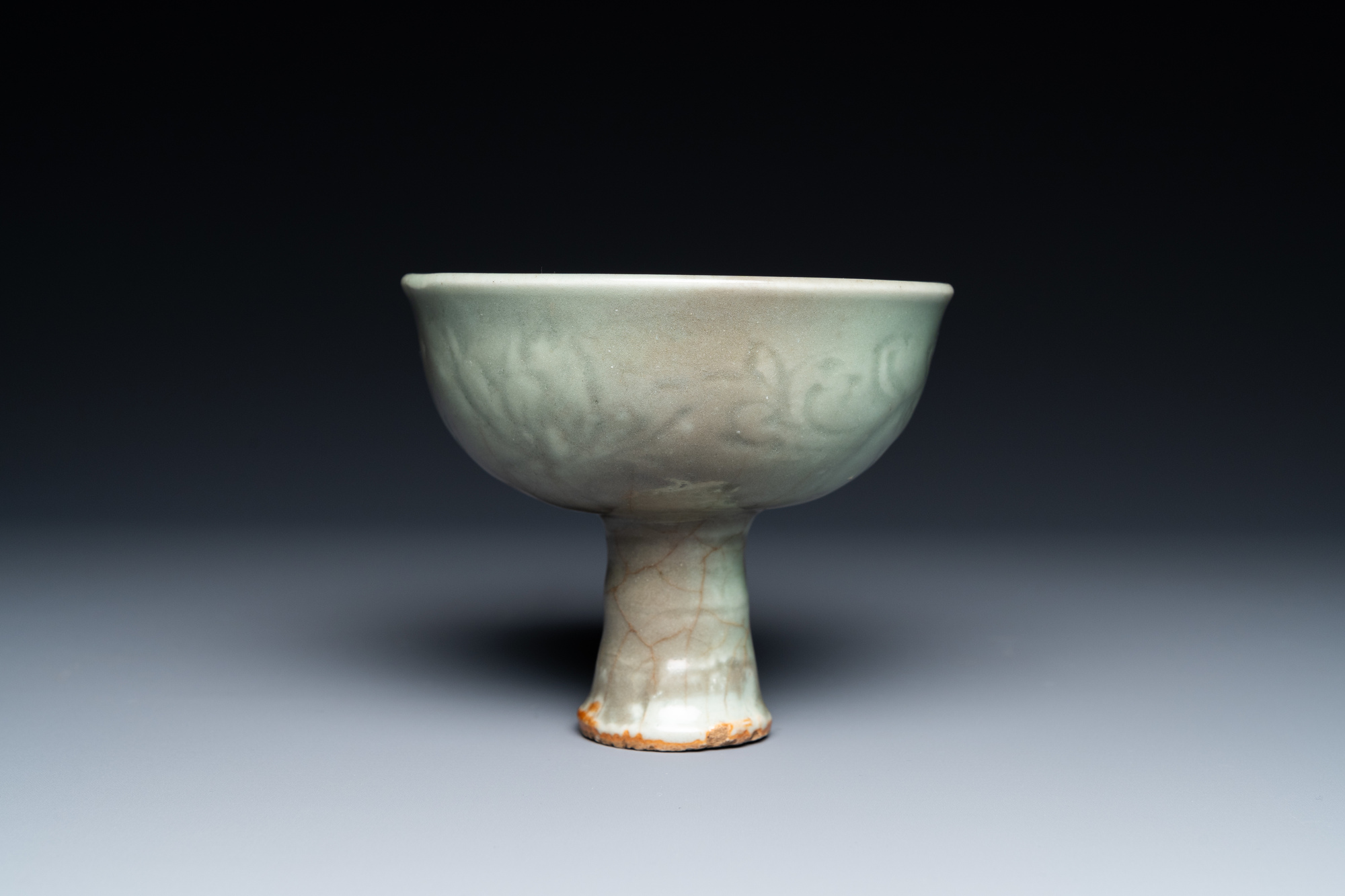 A Chinese Longquan celadon stem cup with underglaze design, Ming - Image 2 of 7