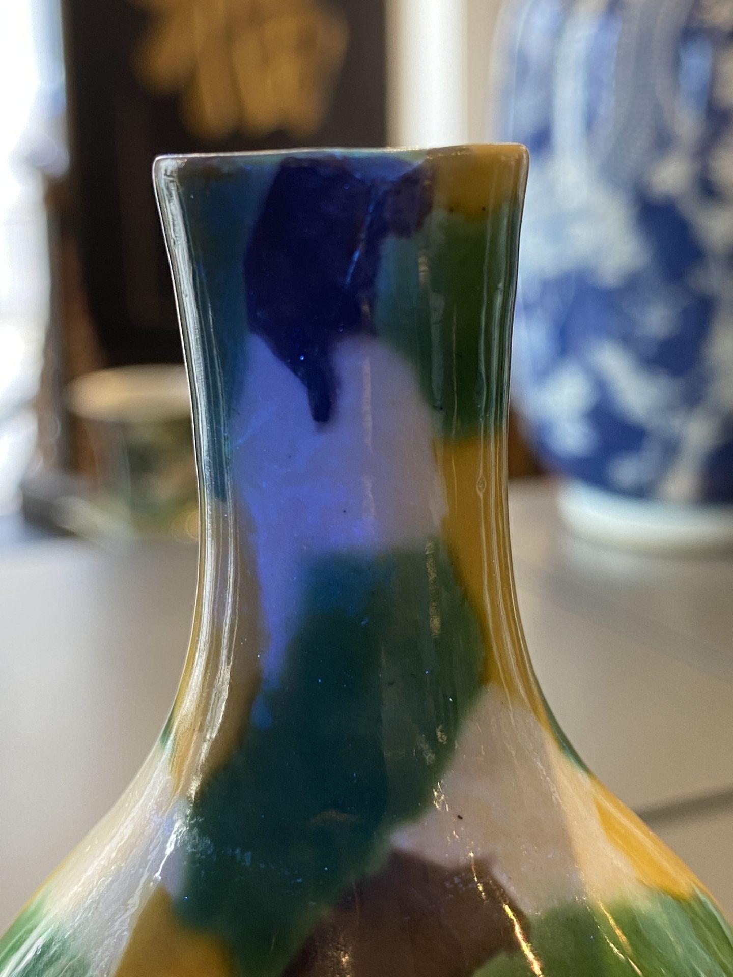 A Chinese sancai-glazed double gourd vase, Kangxi - Image 12 of 15