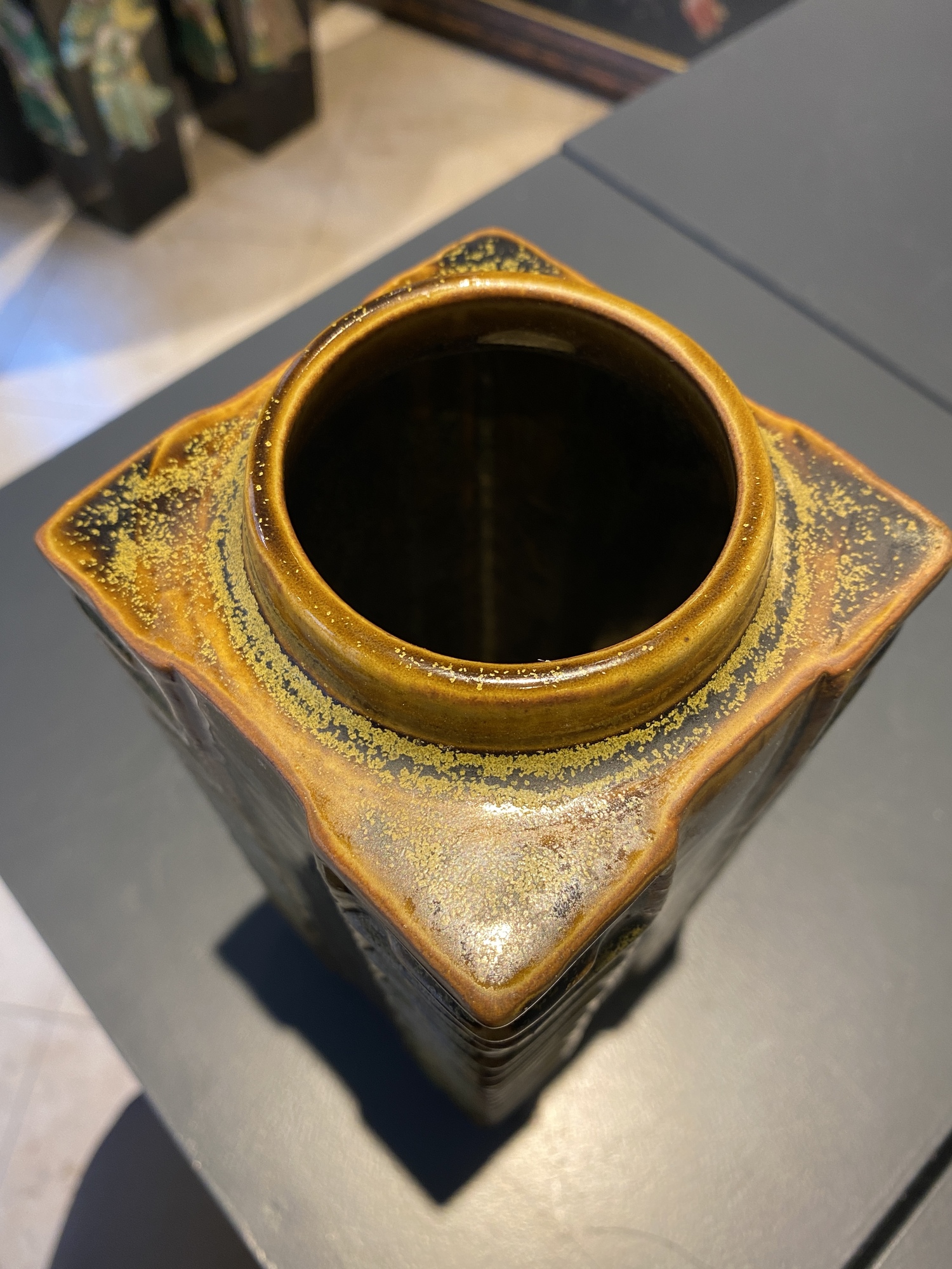 A Chinese imitation bronze-glazed 'cong' vase, Yongzheng/Qianlong - Image 13 of 13