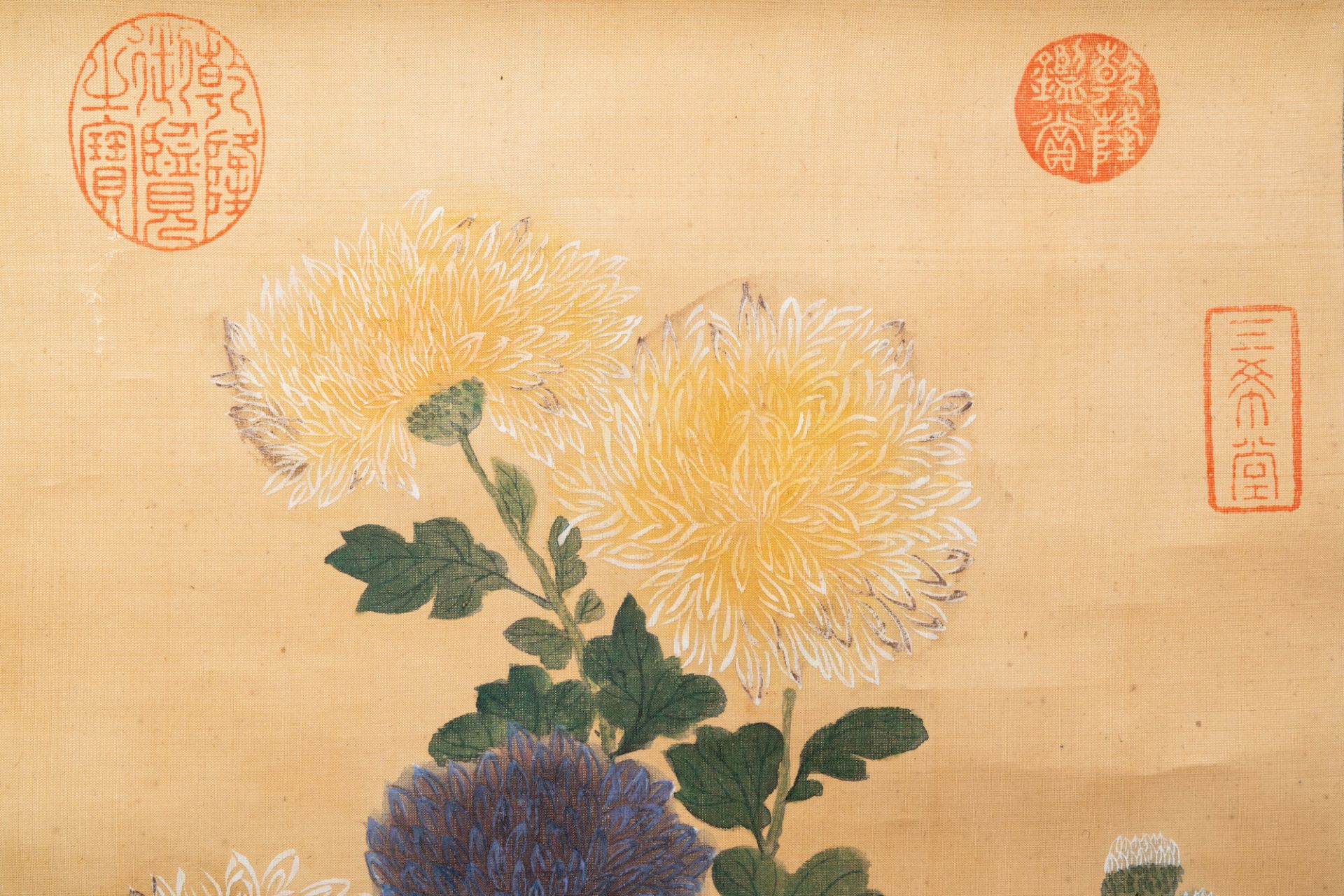 Chinese school, after and bearing the signature of Jiang Tingxi (1669 - 1732): 'Floral composition', - Bild 5 aus 13