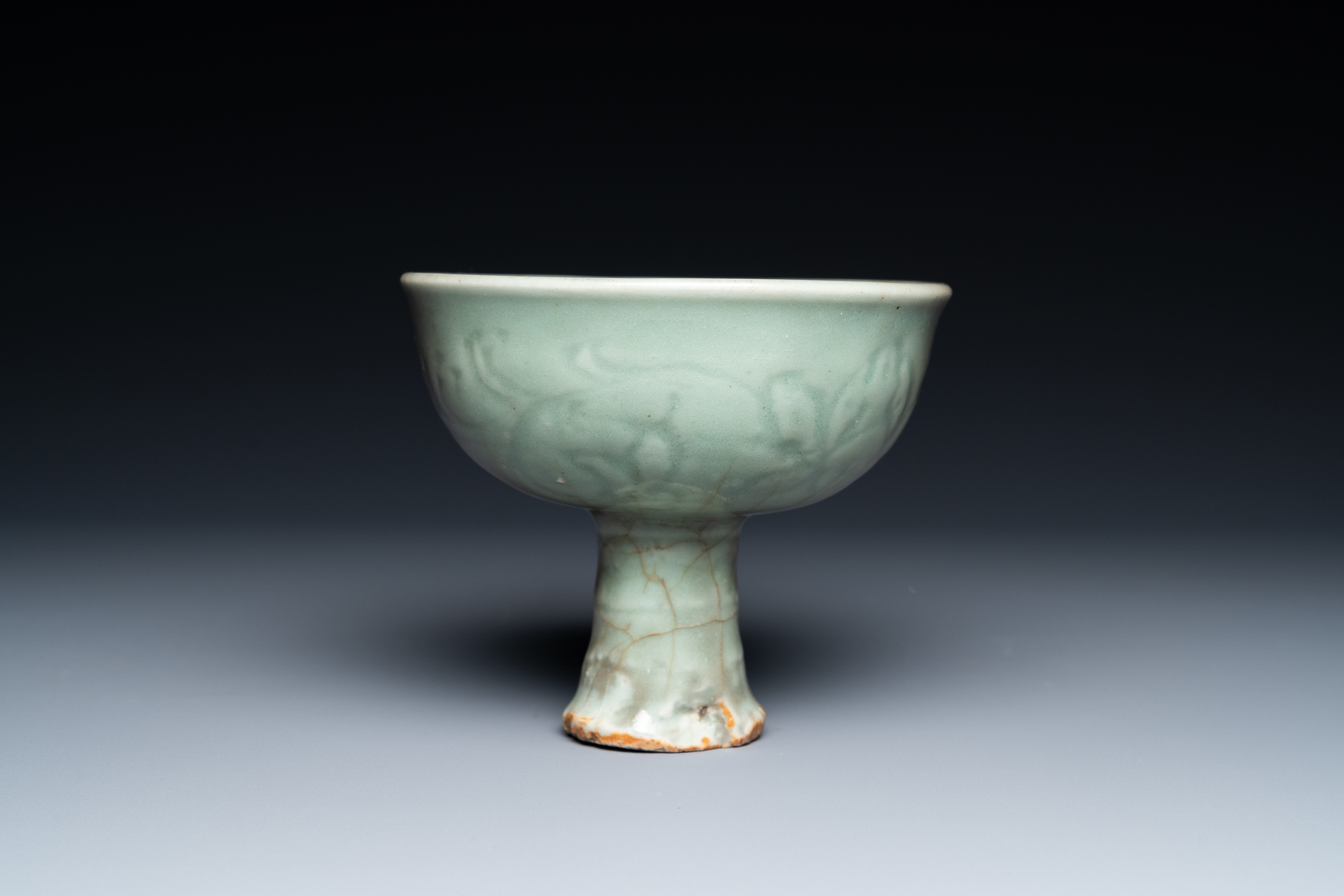 A Chinese Longquan celadon stem cup with underglaze design, Ming - Image 3 of 7