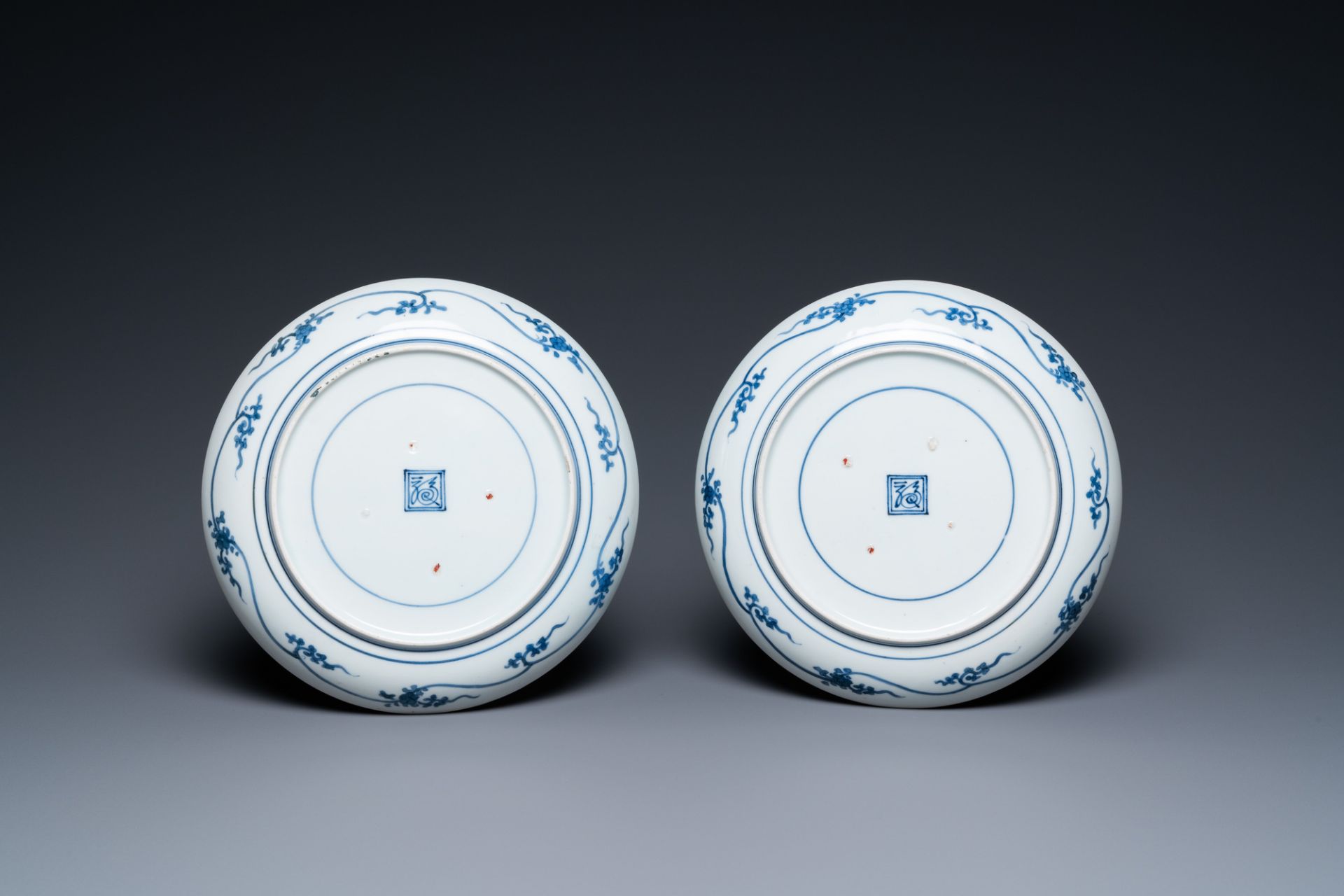 A pair of Japanese blue and white ai-Kakiemon 'deer' plates, Edo, 18th C. - Image 2 of 2