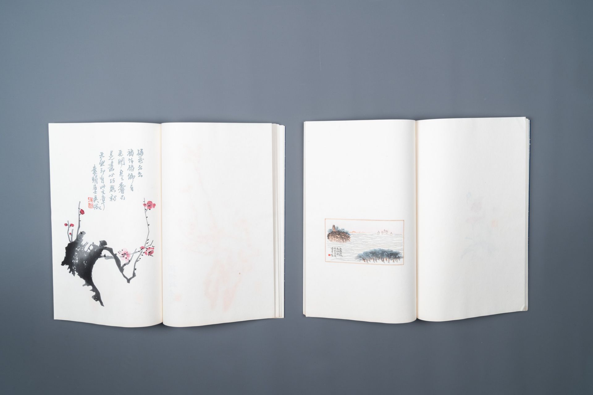 A box with two albums containing 80 woodblocks, 32 of which after Qi Baishi, Rong Bao Zhai studio, B - Image 11 of 15