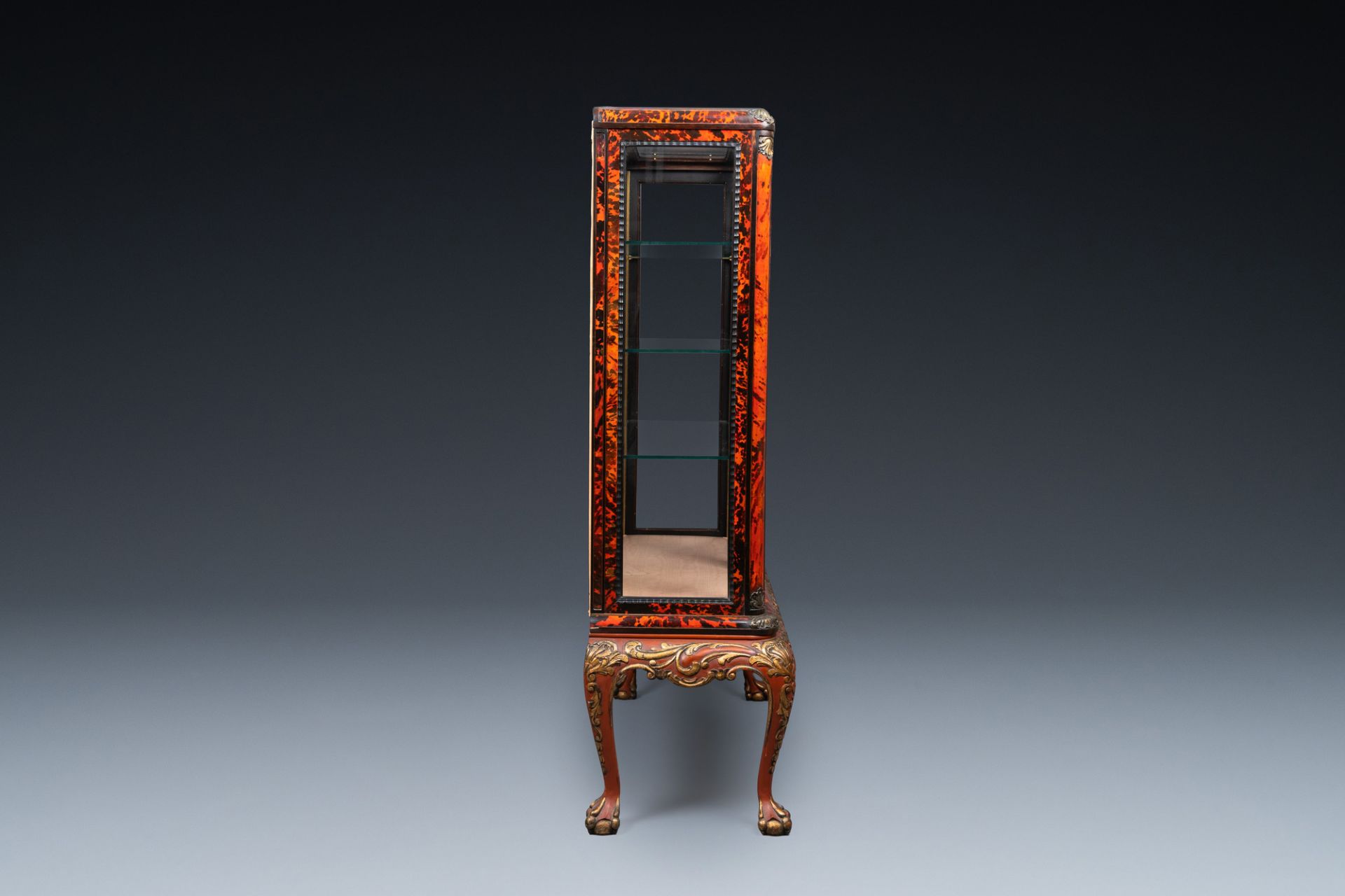 A tortoise veneer display cabinet on painted wooden stand, Maison Franck, Antwerp, ca. 1900 - Image 6 of 11