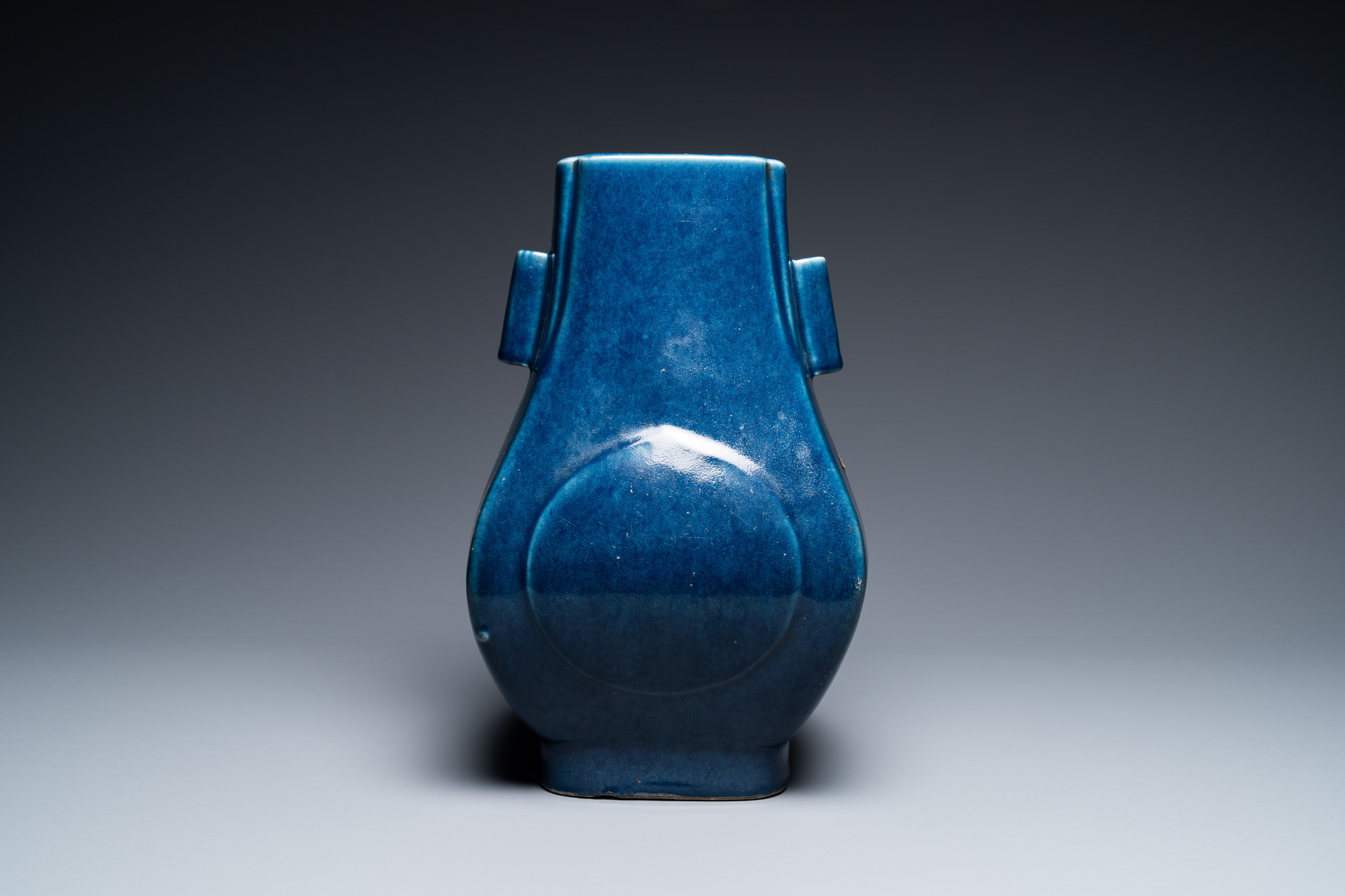 A Chinese monochrome blue 'fanghu' vase, Guangxu mark and of the period - Image 3 of 6