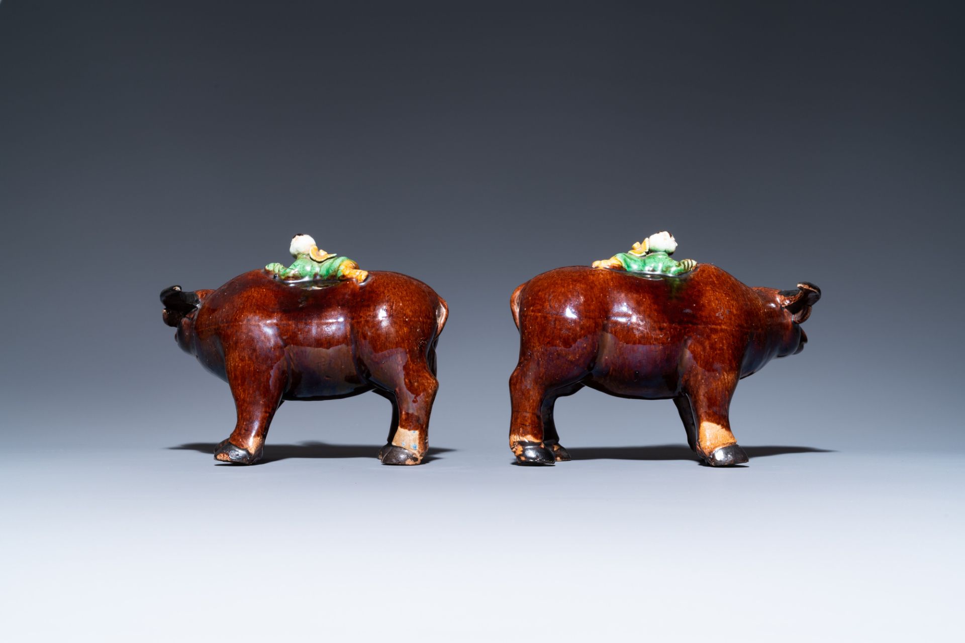 A pair of Chinese verte biscuit groups of boys riding buffaloes, Kangxi - Image 4 of 7