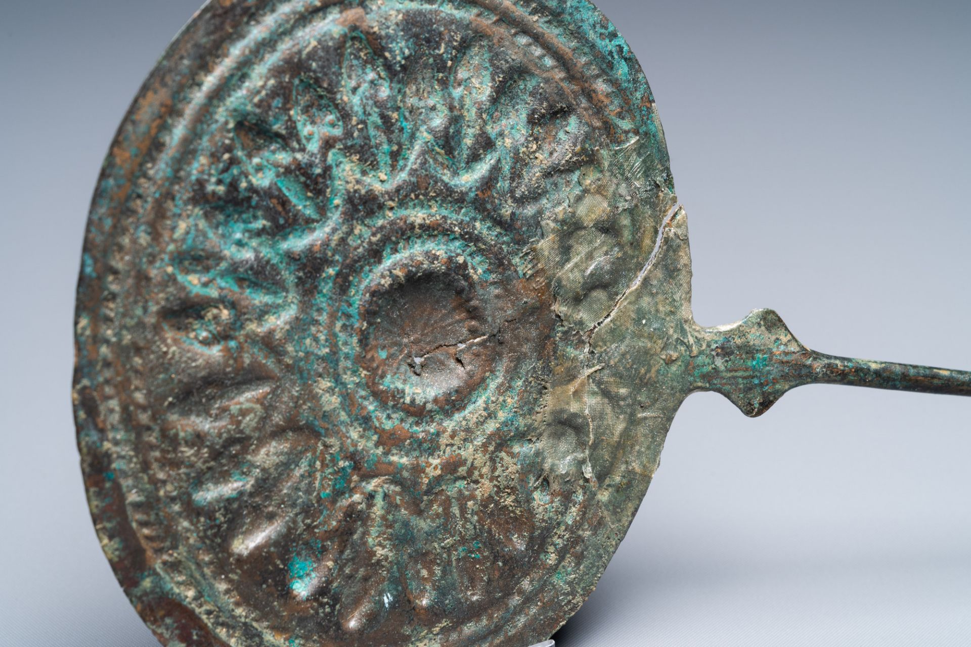 Two large Luristan bronze disc-headed clothing pins, Iran, 1st millenium BC - Image 6 of 6