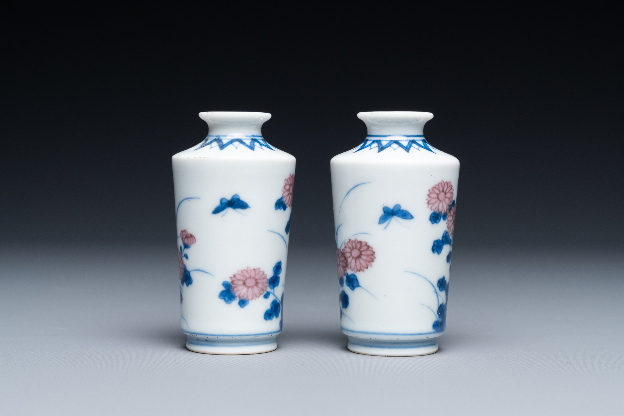 A pair of Chinese blue, white and copper-red miniature vases or snuff bottles, Qing Feng mark, 18/19 - Image 5 of 7