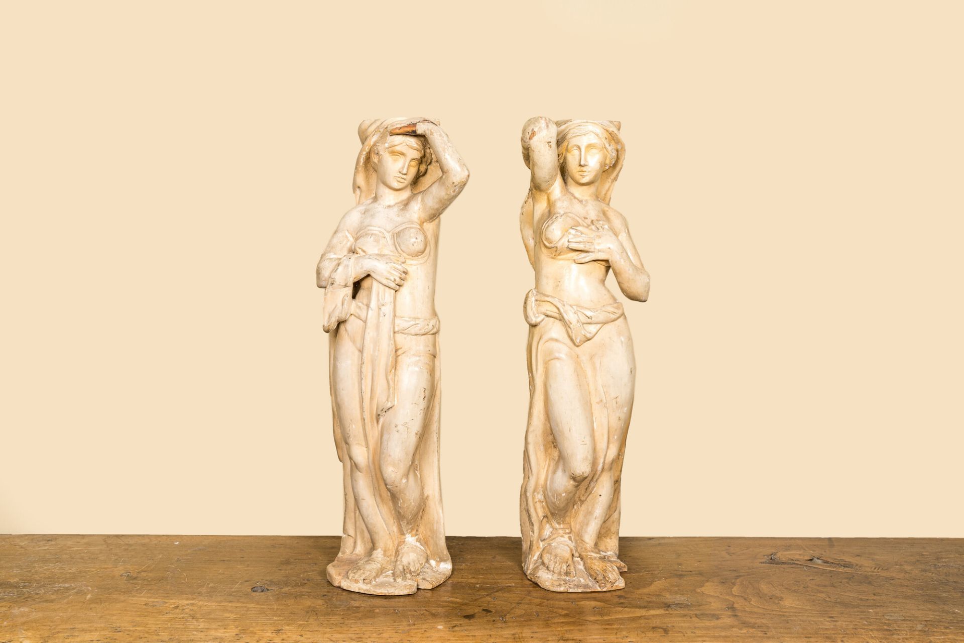 A pair of white patinated wooden models of caryatids, ca. 1900 - Image 2 of 3