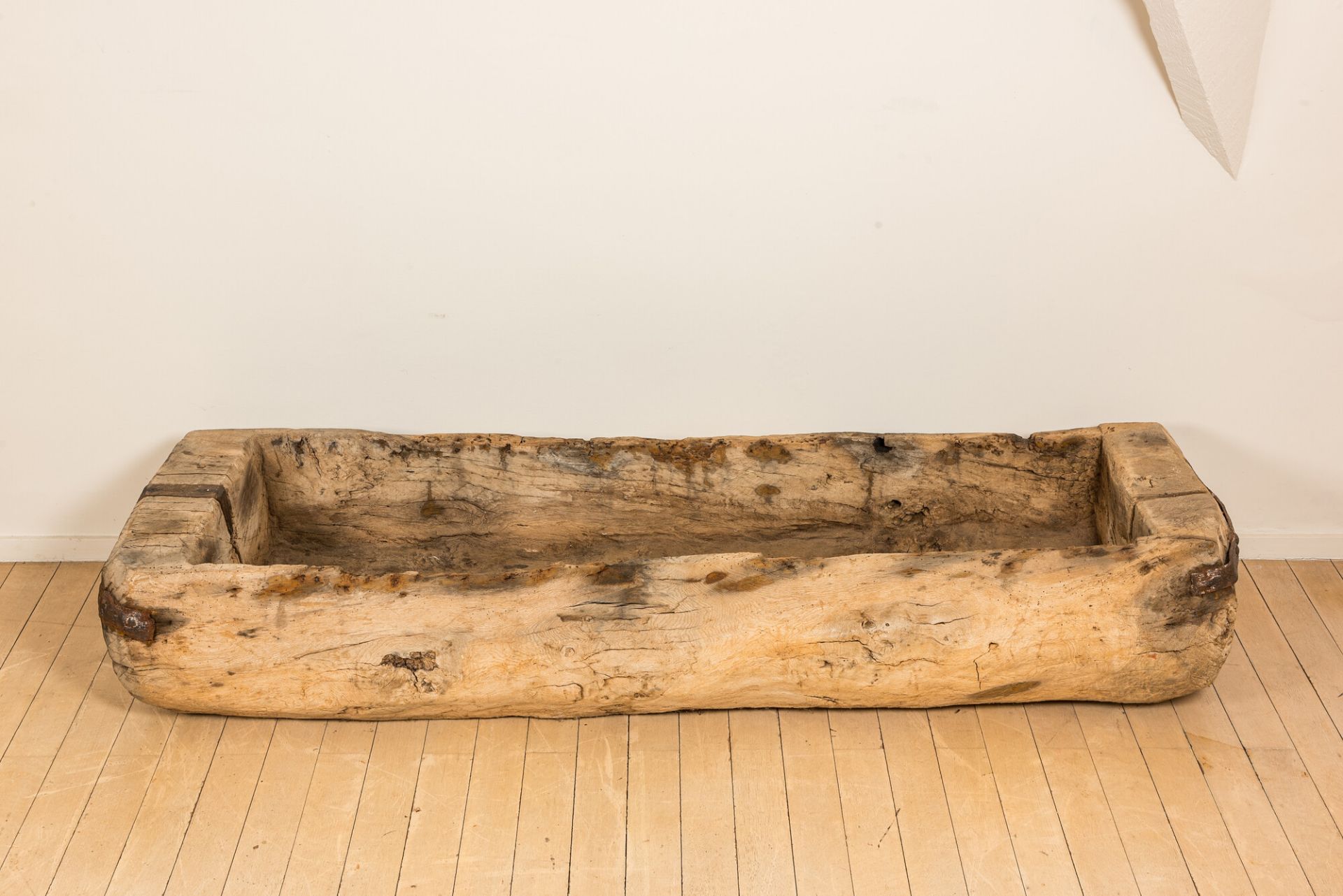 A wooden trough with iron mounts, 18th C. - Image 2 of 2