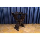 An Italian wooden dagobert chair, 19th C.