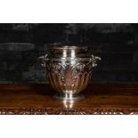 A French silver ice bucket with floral design, 19/20th C.