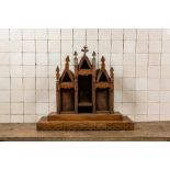 A Gothic Revival tabernacle display case, 19/20th C.