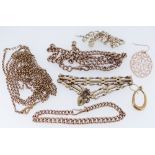 ASSORTED 9CT GOLD JEWELLERY comprising 9ct gold gate bracelet with heart shaped padlock, 9ct gold