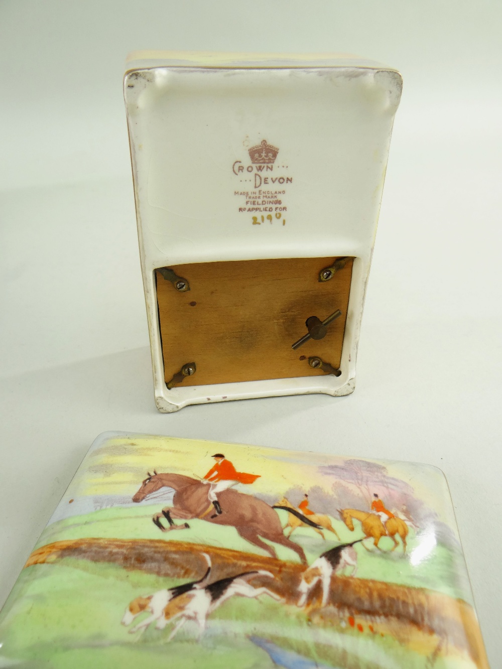 THREE MUSIC BOX COLLECTIBLES, comprising Fieldings Crown Devon Fox Hunting box & cover (music box - Image 3 of 6