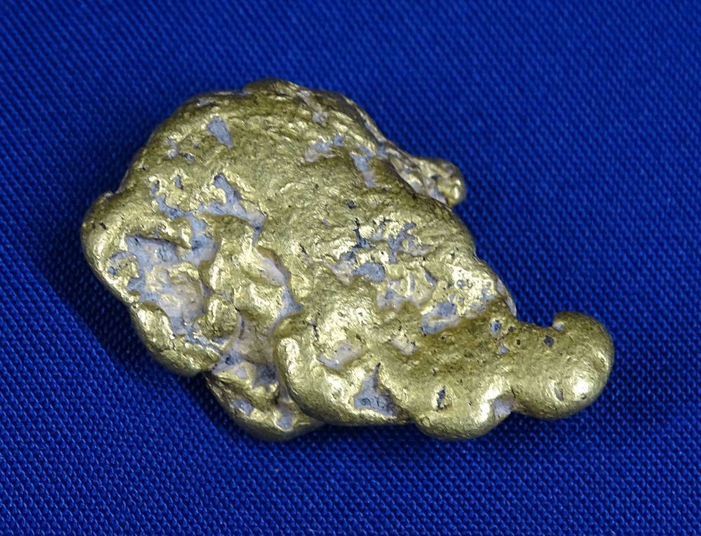 BELIEVED GOLD/QUARTZ NUGGET - 37grms gross, 30 x 20mm - Image 2 of 2