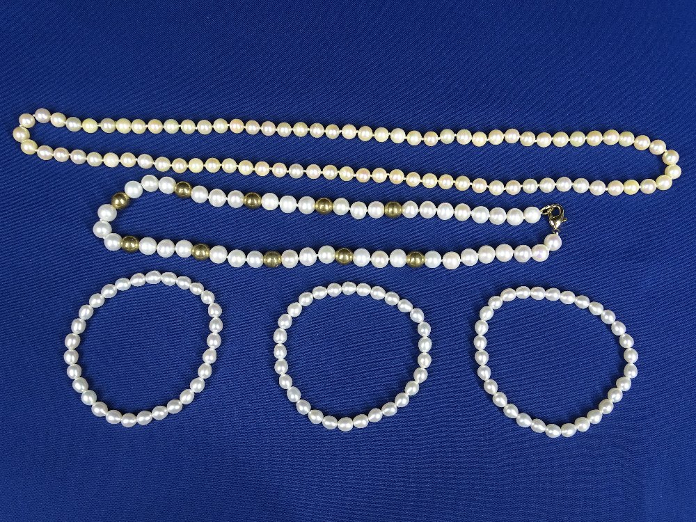 CULTURED PEARL & OTHER JEWELLERY - to include three bracelets, two necklaces, lady's wristwatch with - Image 2 of 4