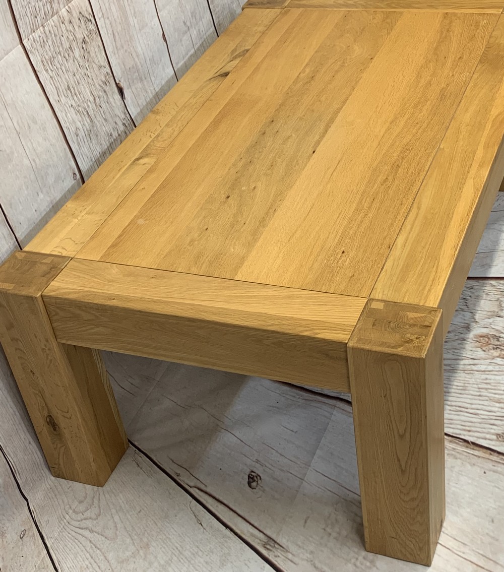 ULTRA-MODERN LIGHT OAK COFFEE TABLE on substantial corner supports, 45cms H, 122cms L, 72cms W - Image 2 of 2