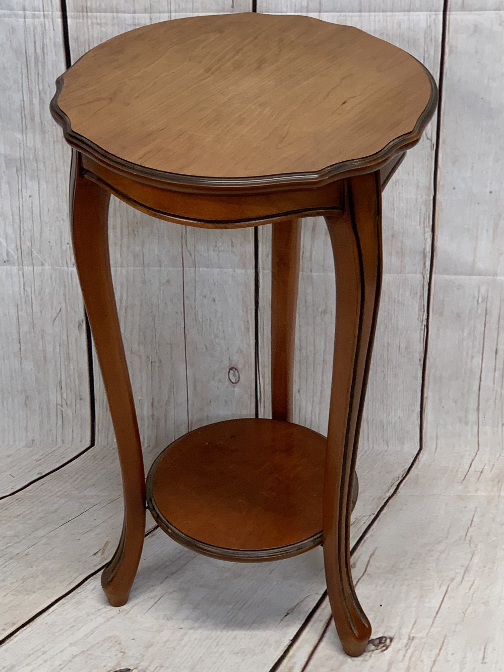 McDONAGH & OTHER REPRODUCTION CHERRY WOOD OCCASIONAL FURNITURE (3) to include an oval topped - Image 4 of 7