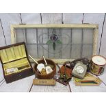 VINTAGE & LATER COLLECTABLES GROUP - to include a treen lidded box, pencil cases, brass horns,