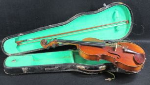 VINTAGE VIOLIN & BOW IN CASE - 59cms overall L, 36cms length of back