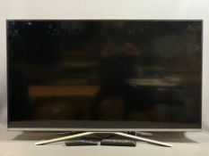 SAMSUNG HDMI FLATSCREEN TV with remote control, UE43KU6400, 42ins screen, E/T