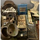 CAST IRON & OTHER FIREPLACE BITS, FIXTURES & FITTINGS, a mixed quantity including two pierced cast