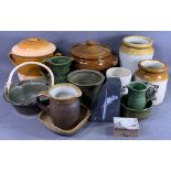 EARTHENWARE & STUDIO POTTERY, an assortment