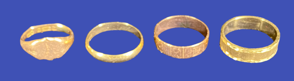 9CT GOLD RINGS (4) - yellow and rose gold to include a small signet type ring size Mid H-I, flat