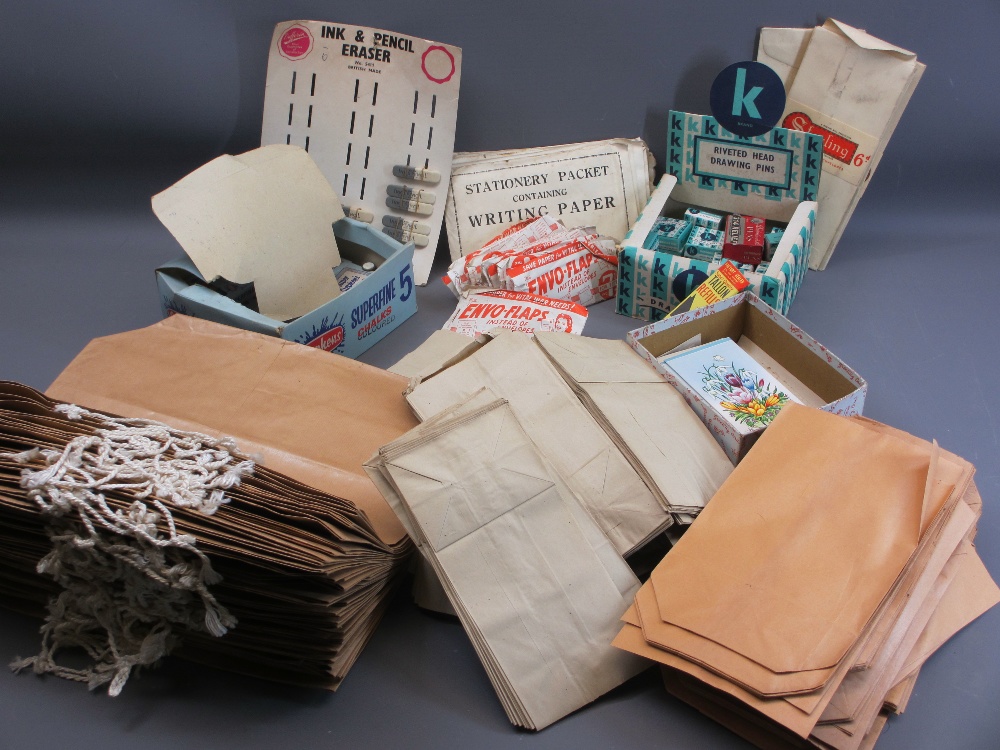 VINTAGE ADVERTISING - residual contents of a shop in various boxes to include Sopo dry soap 1d x - Image 6 of 6