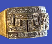 9CT GOLD CZ ENCRUSTED SIGNET RING - 4.5grms, size U-V