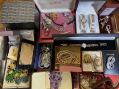 VINTAGE & LATER JEWELLERY & WATCHES - a mixed quantity to include a 9ct gold cased lady's Avia