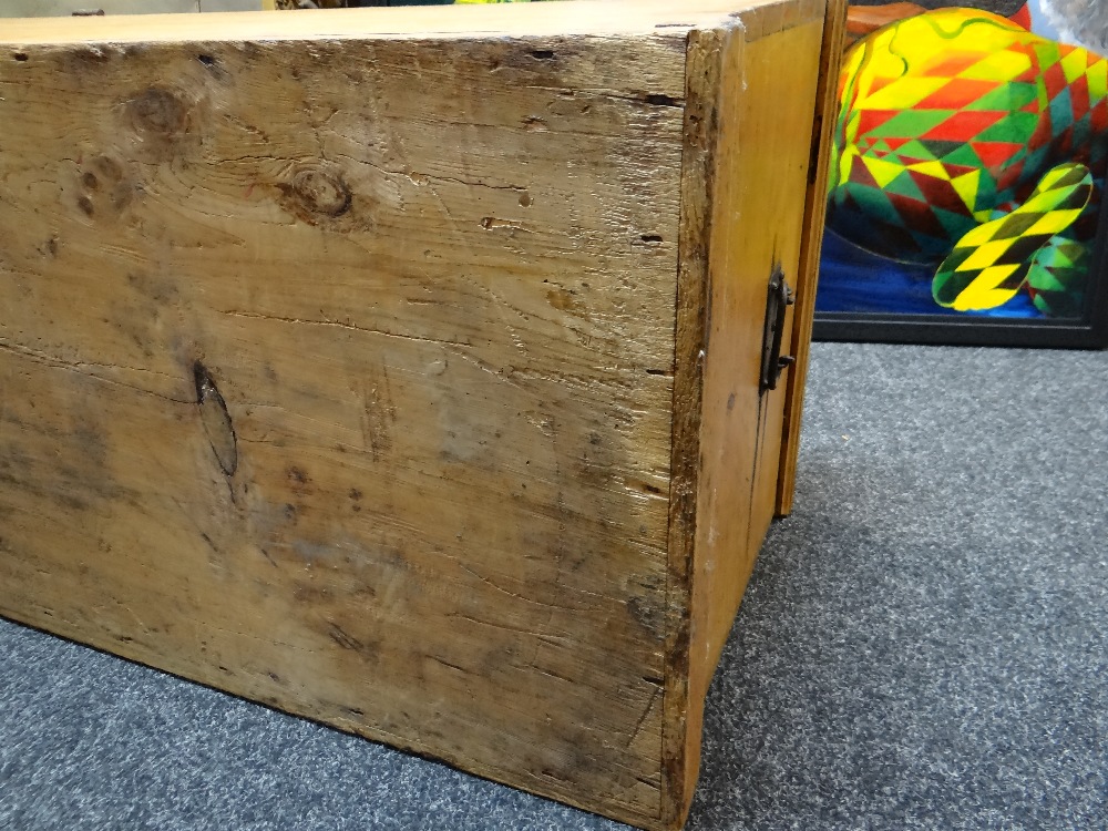 GOLDEN PINE TOOLBOX OR TRUNK, interior with candle box and lined in late Victorian newspaper, 41h - Image 21 of 24