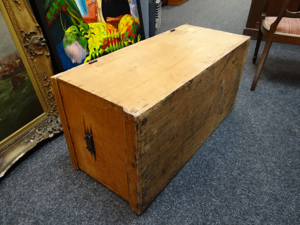 GOLDEN PINE TOOLBOX OR TRUNK, interior with candle box and lined in late Victorian newspaper, 41h - Image 19 of 24