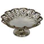 LONDON 1934 PIERCED LOBE PEDESTAL FRUIT BOWL - Maker Emile Viner, 15 ozt, 10.5cms H, 24.25cms