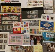STAMPS - MAINLY MINT 21ST CENTURY QUEEN ELIZABETH COMMEMORATIVES - a small parcel and Prince Phillip